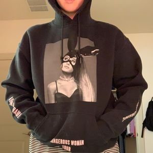 ariana grande dangerous woman tour hoodie